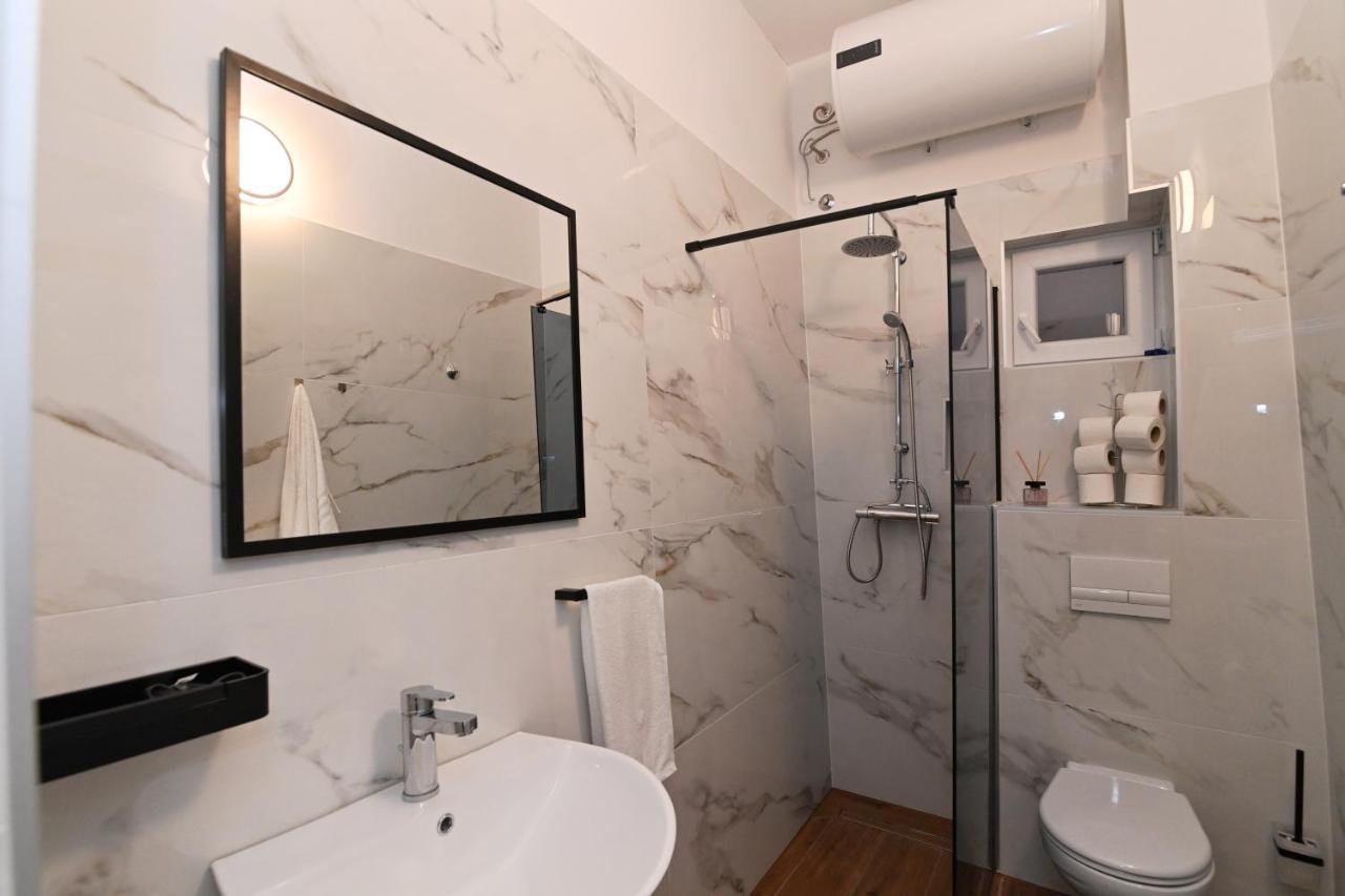 Appartement Tyson Apartman Rijeka Extérieur photo