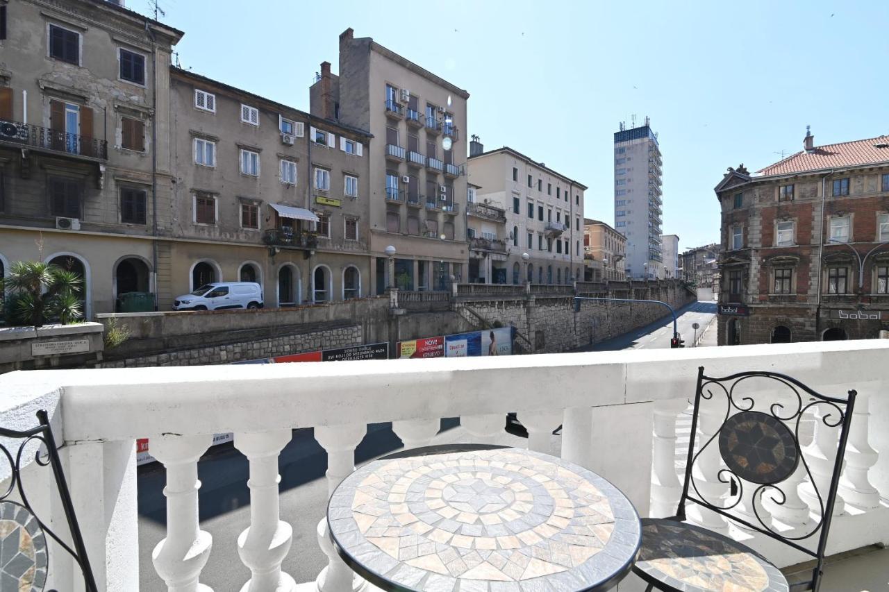 Appartement Tyson Apartman Rijeka Extérieur photo